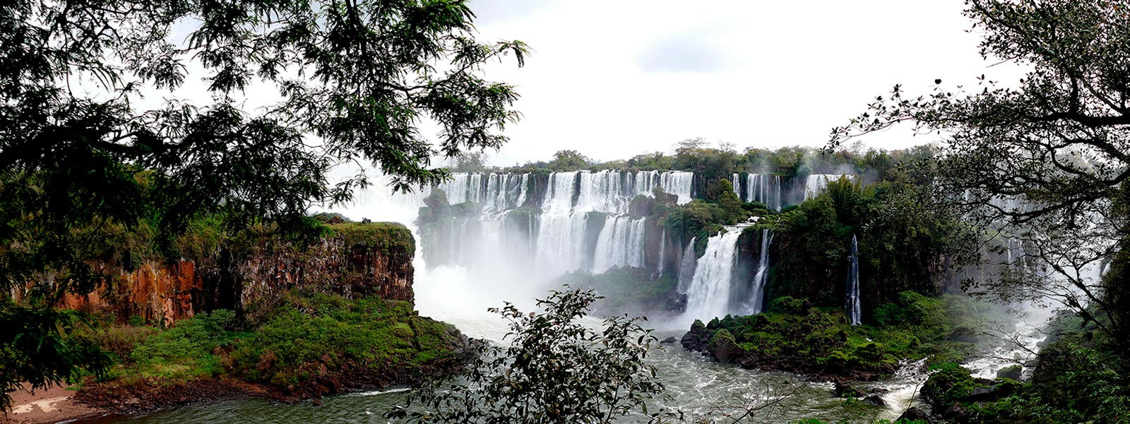 CAUSANA-Cataratas-del-Iguazu